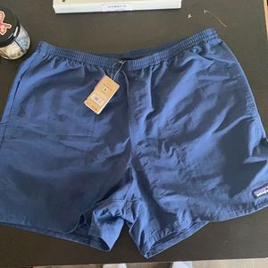 Patagonia Men’s Large shorts